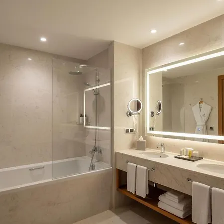 Grand Mirage & 호텔