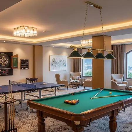 Hotel Grand Mirage &