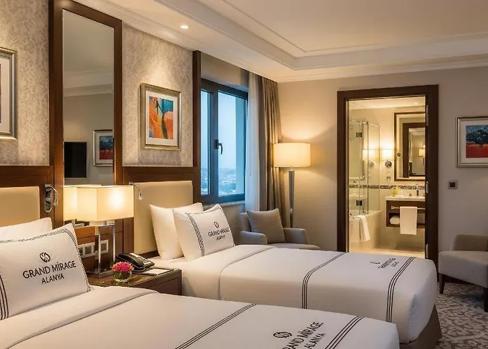 Отель Grand Mirage & 5*