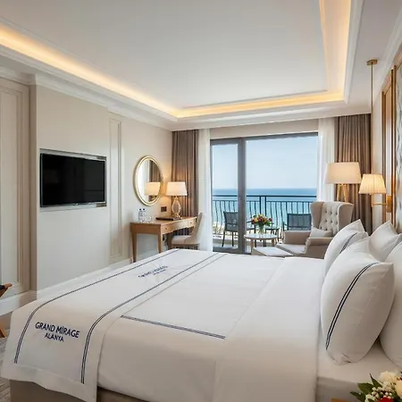 Отель Grand Mirage &