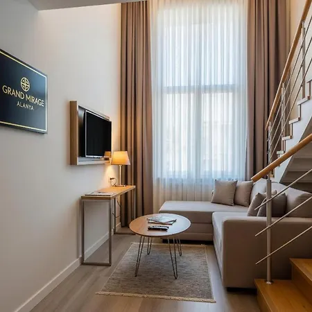 Grand Mirage & ホテル シダ